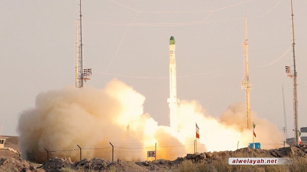 في ثاني تجربة لها؛ إيران تطلق صاروخ "ذو الجناح" الحامل للأقمار الصناعية