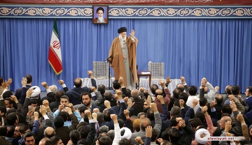 قائد الثورة الإسلامية: بعد 40 عاما، إيران باتت أقوى من أعدائها