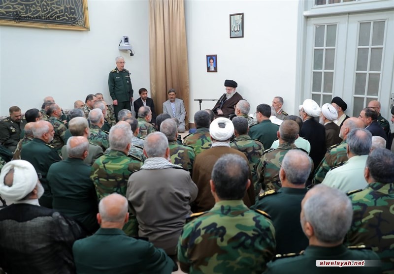 الإمام الخامنئي: القضية الأساسية في الأحداث الأخيرة هي إثبات قوة إرادة القوات المسلحة الإيرانية