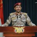 القوات اليمنية تستهدف بـ 6 عمليات أم الرشراش وسفن ومدمرات أمريكية وبريطانية