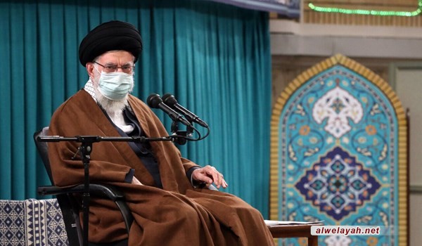 قائد الثورة الإسلامية: التنوير من أهم مجالات الجهاد في المرحلة الراهنة 