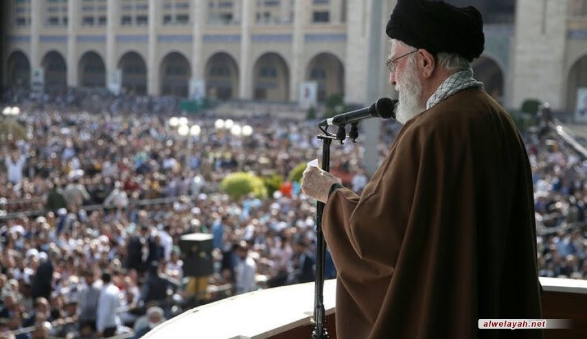 الإمام الخامنئي: ردّ إيران على أي خباثة سيكون بضربة مضادة قوية حتمًا
