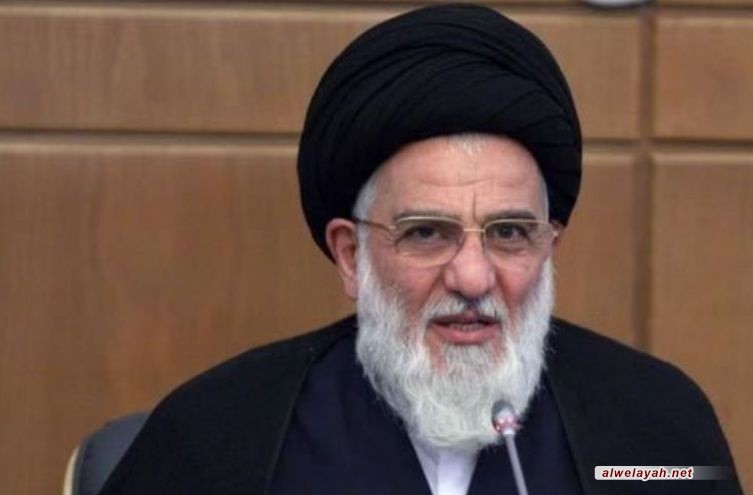 الرئيس الإيراني يعزي بوفاة رئيس مجمع تشخيص مصلحة النظام