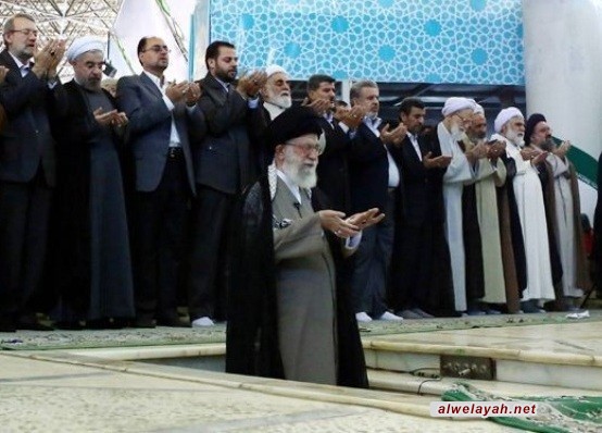 صلاة عيد الفطر تقام بإمامة قائد الثورة الإسلامية في طهران 