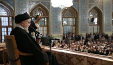قائد الثورة الإسلامية: علاقات إيران بدول المنطقة أفشلت مساعي الغرب في فرض العزلة عليها
